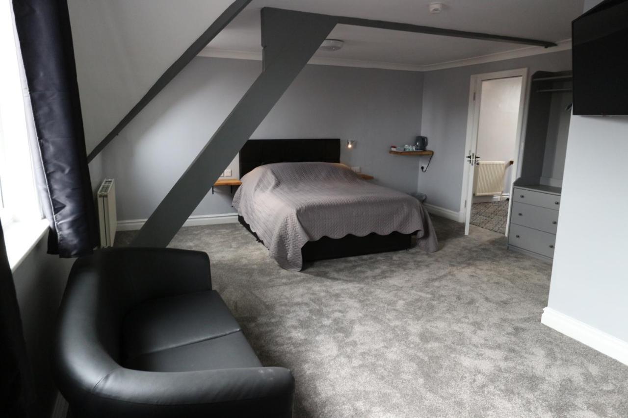 Deluxe Double Room Bath