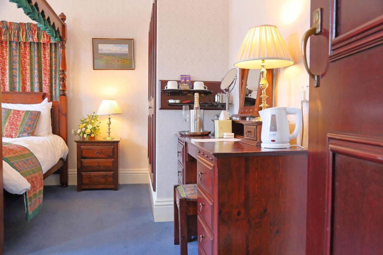 Double Room with Four Poster Bed