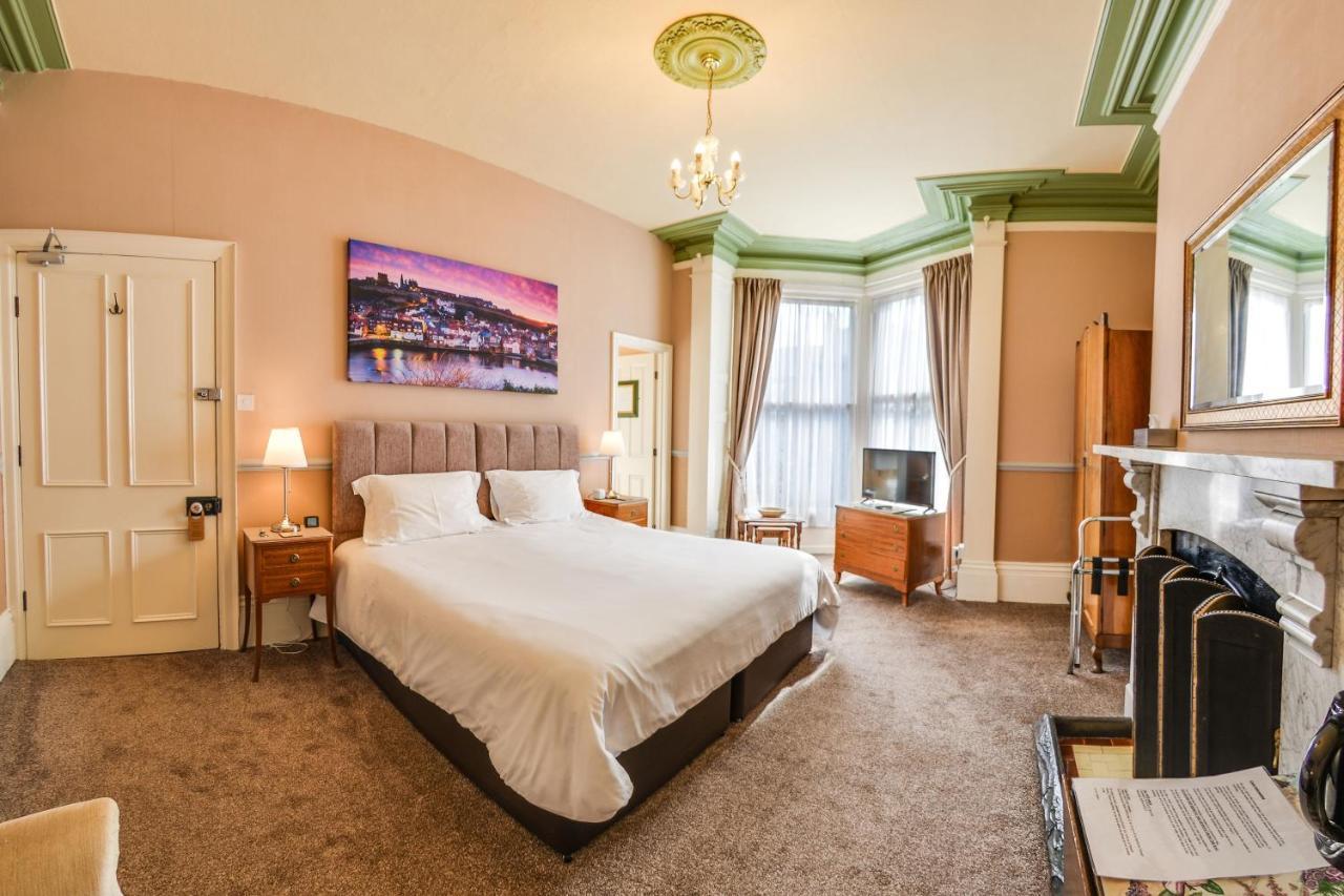 Superior Deluxe Double Room,1147015480:JPEG