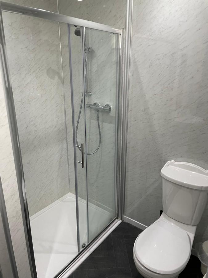 Twin Room with Shared Bathroom