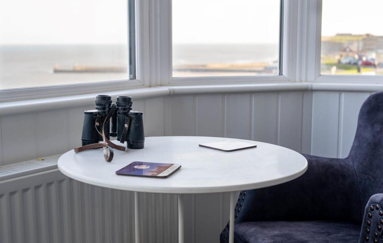Seaview Room with Bay Window