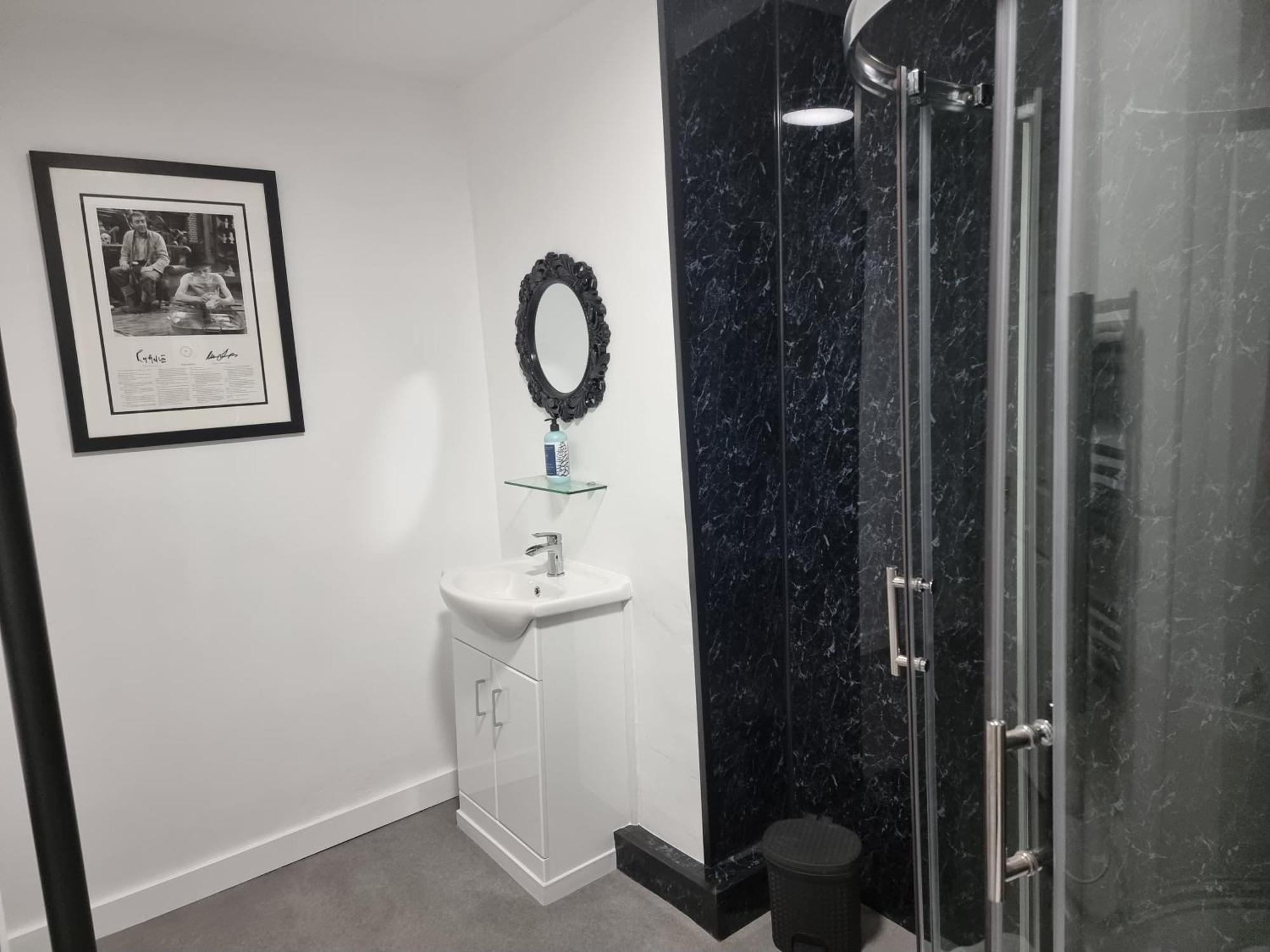 Family Room Private Bathroom