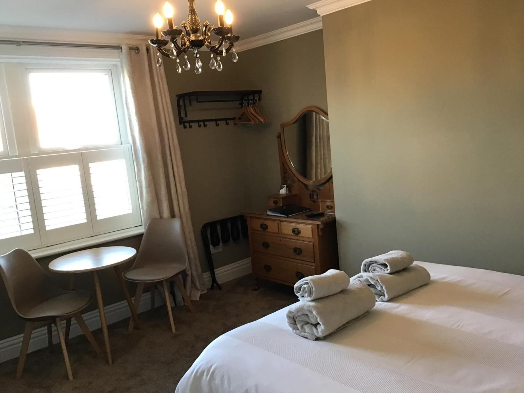 Standard King Room