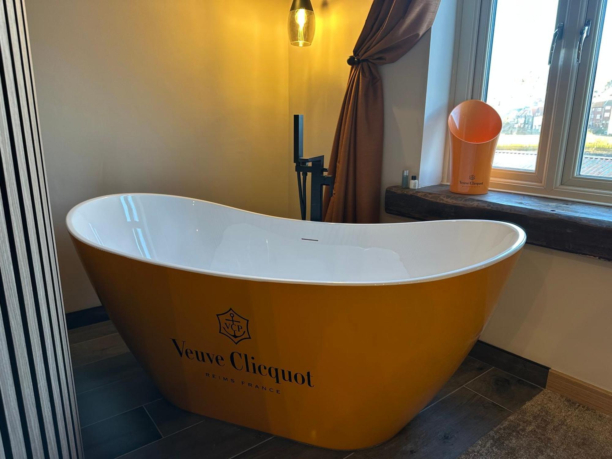 Deluxe Junior Suite
