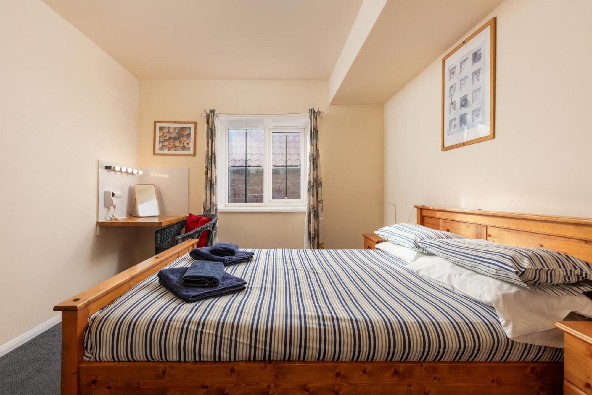 Two-Bedroom Apartment,1668050402:JPEG