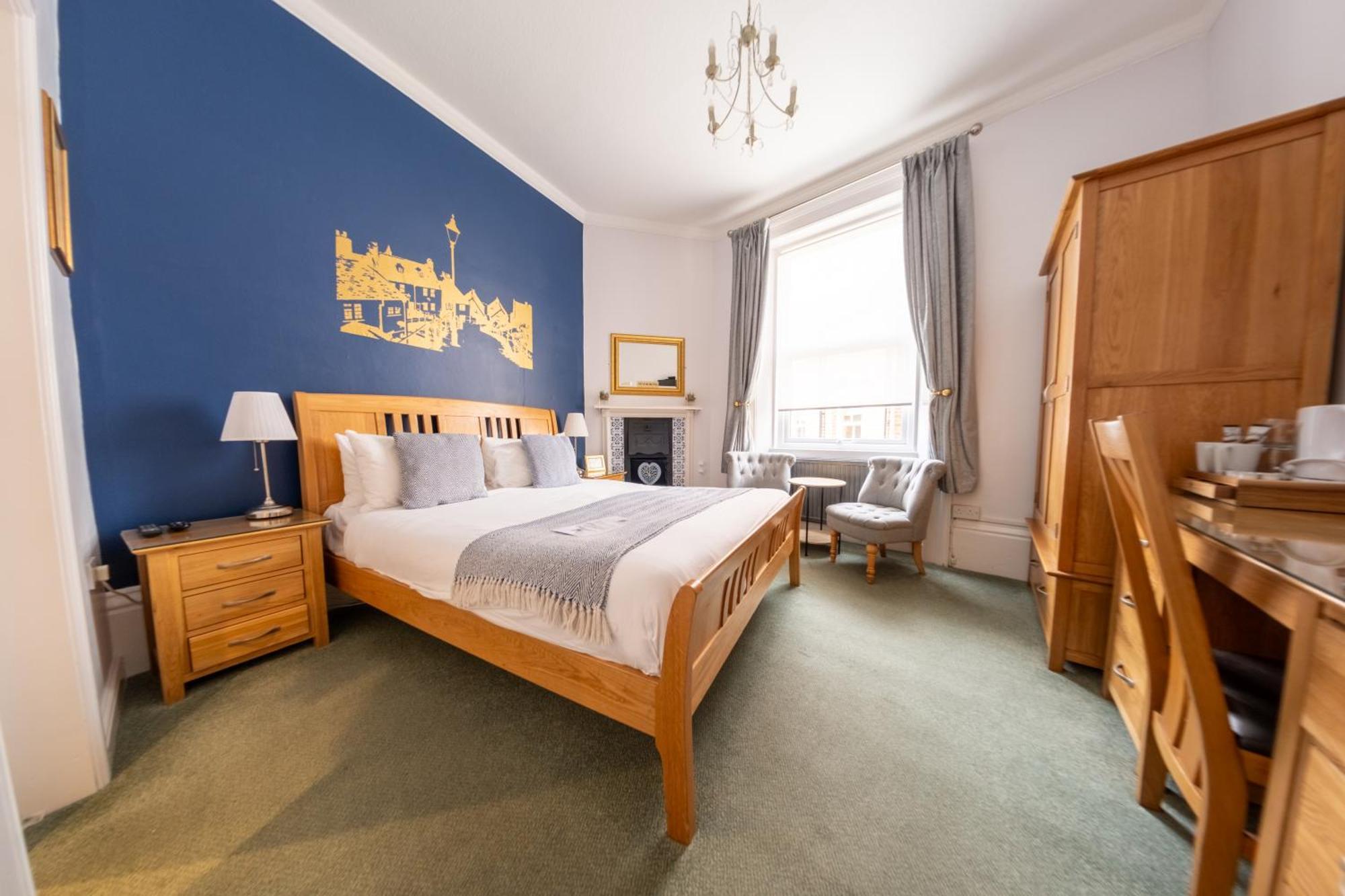 Large Double Room