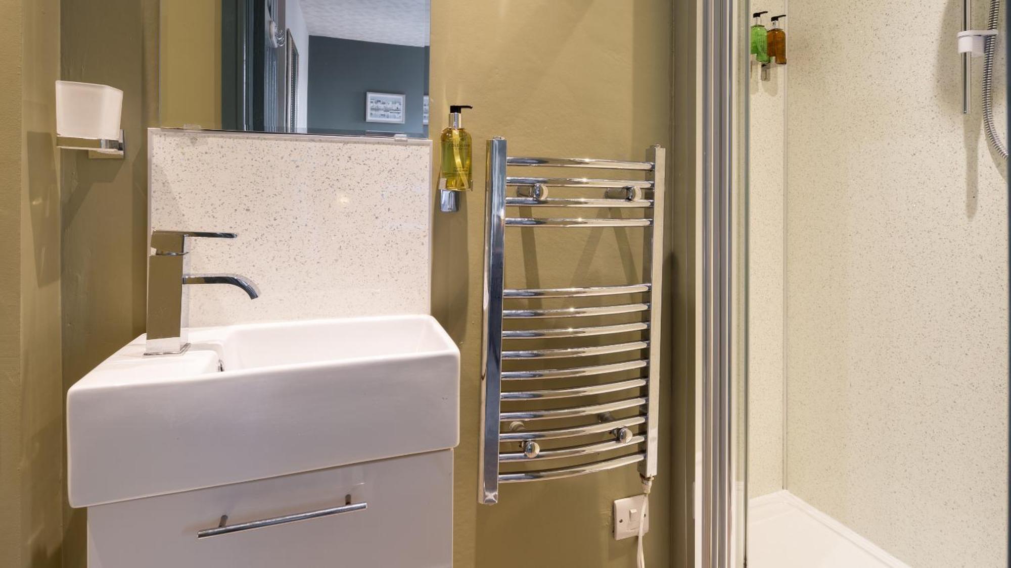 Double Room Private Bathroom