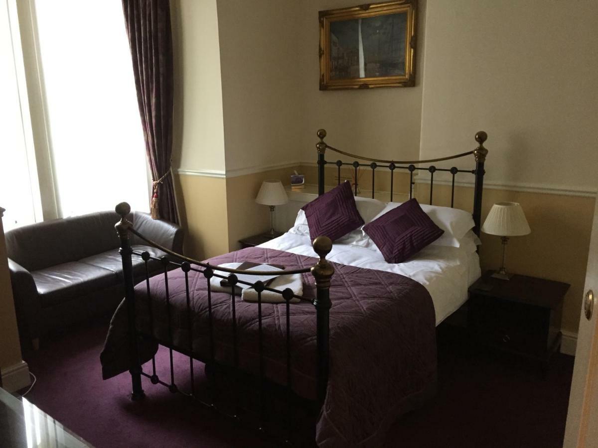 Double Room R1 Ground Floor