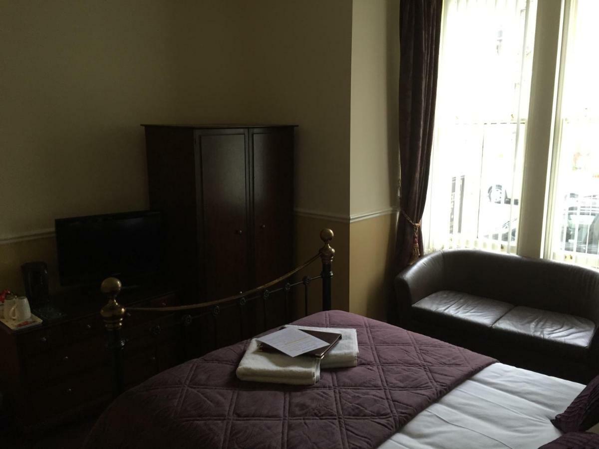Double Room R1 Ground Floor
