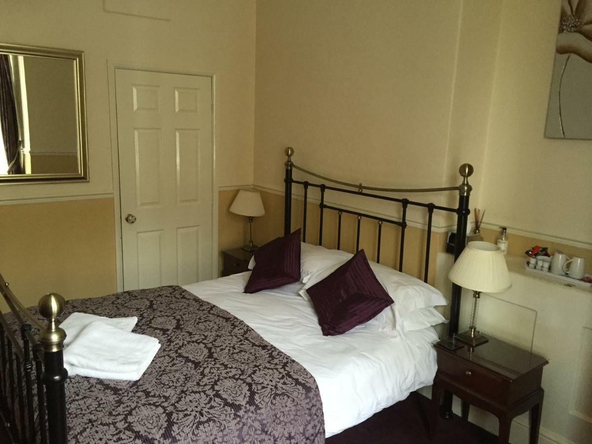 Double Room R2 Ground Floor