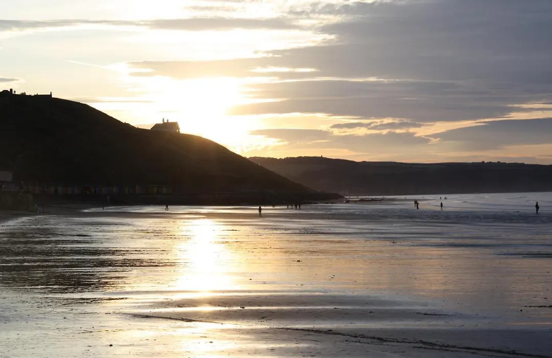 No3 By The Sea Apartment-1