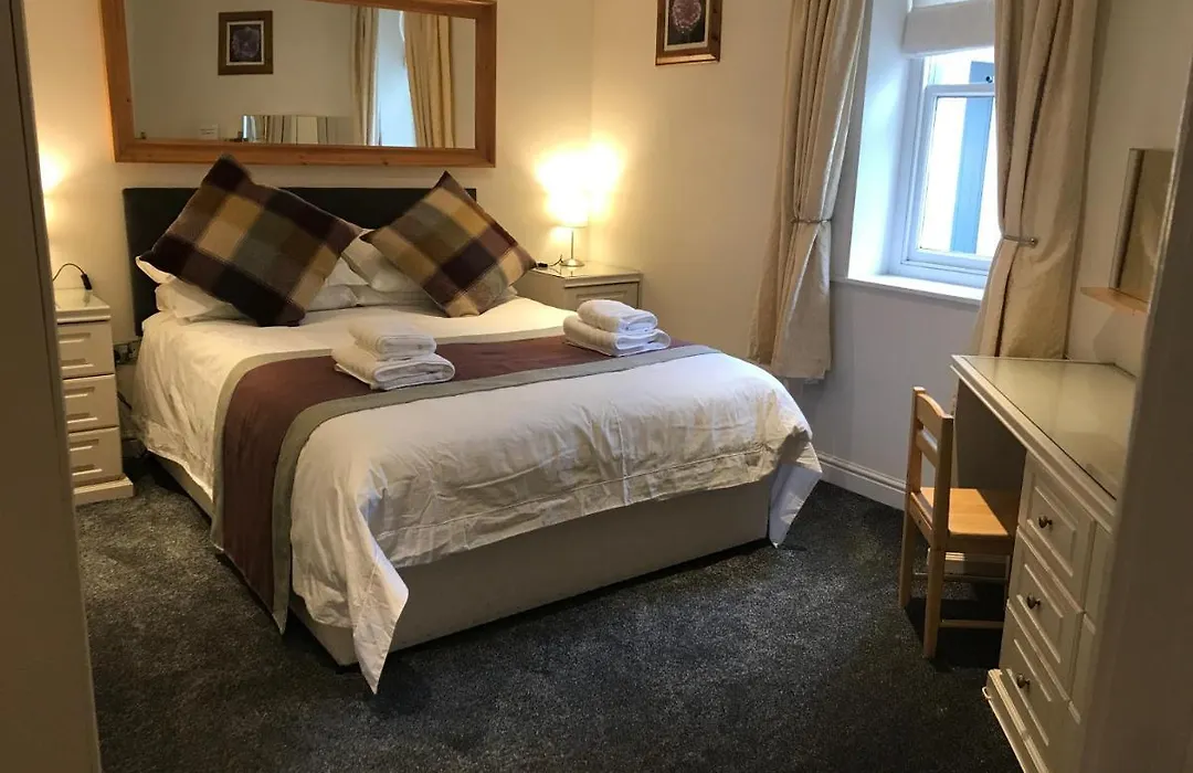 Stoker'S Retreat-1