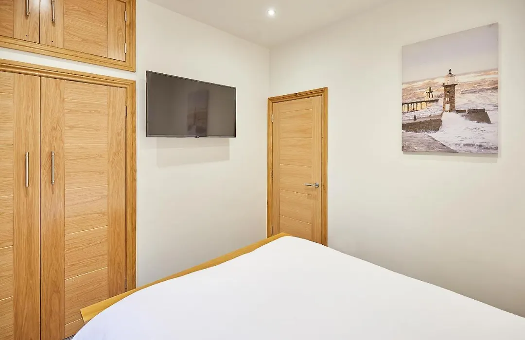 Host & Stay - Knight Retreat-1