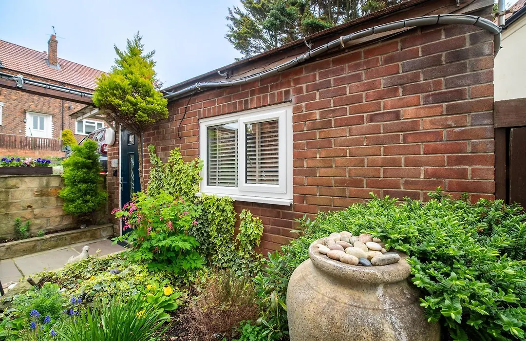 Romantic Retreat Near Whitby Abbey-1