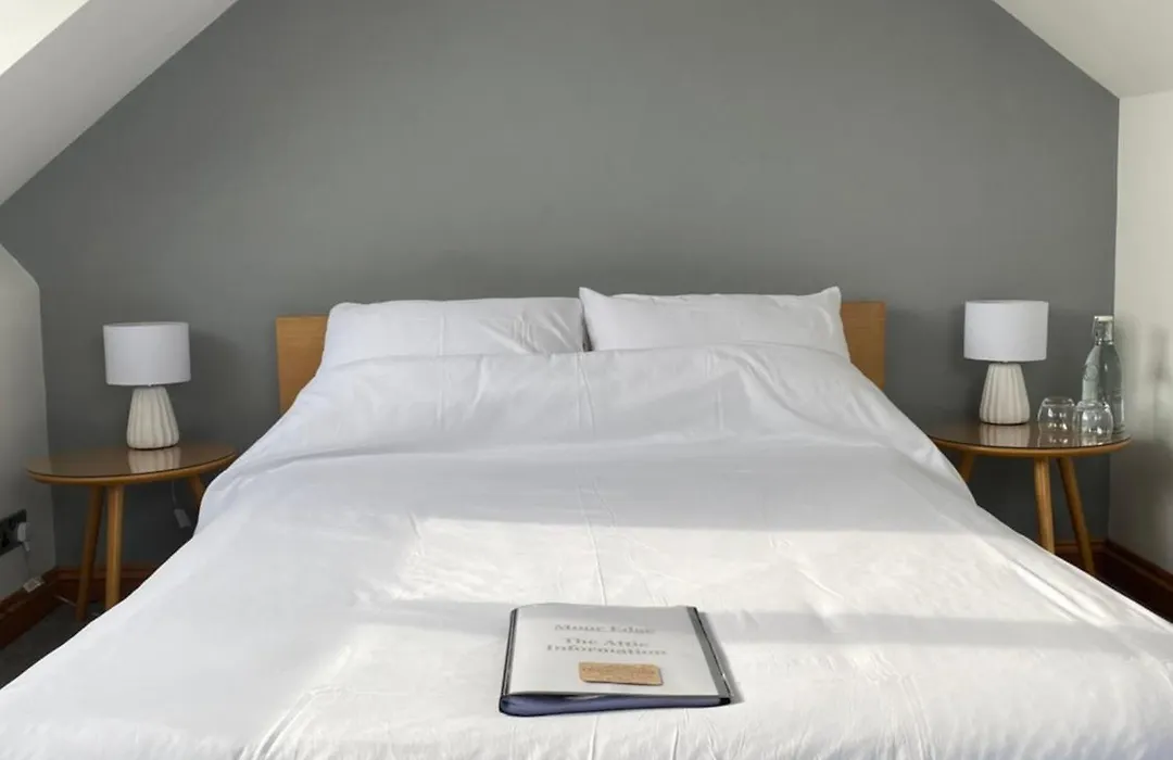 Mooredge Guest House-1