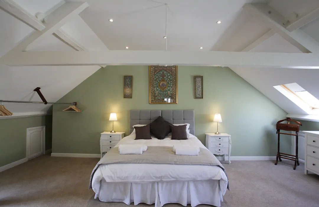 Thistlebank Townhouse-1