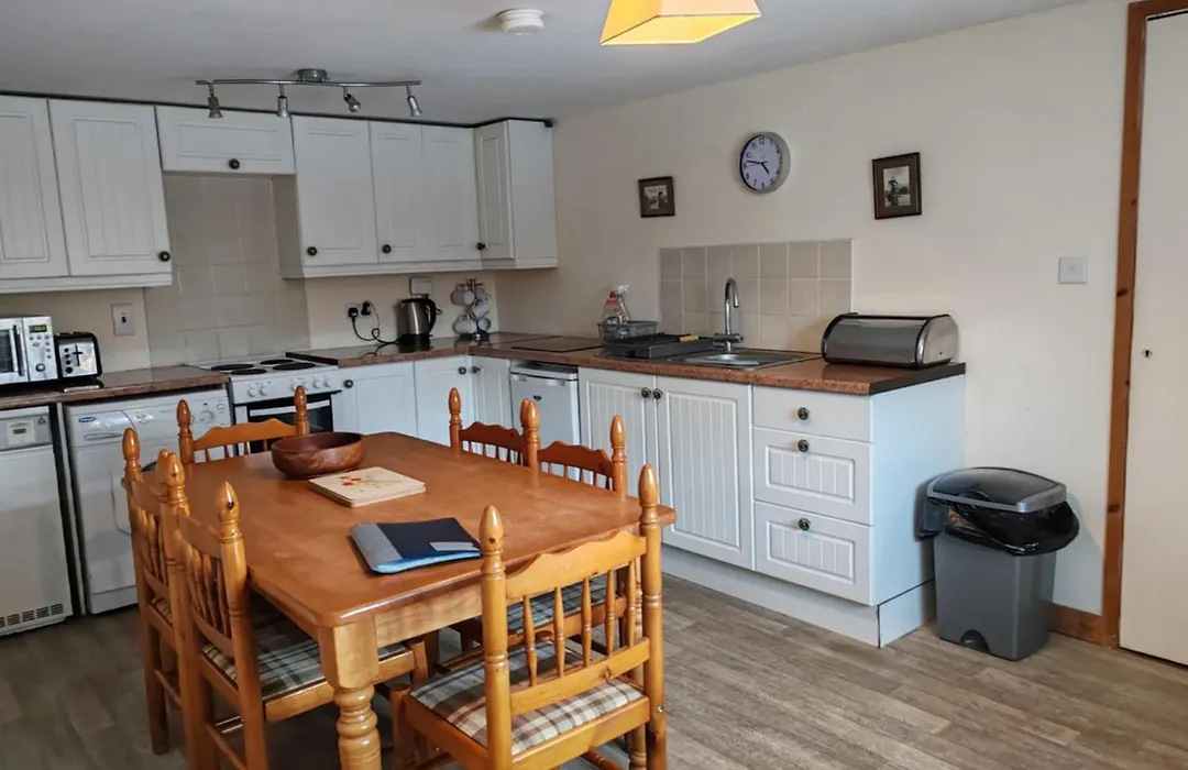 Horseshoe Cottage-1