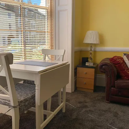 Chiltern Holiday Apartments-3