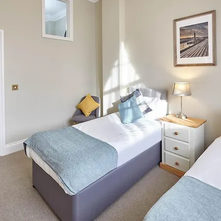 Host & Stay - The Old Chapel-3
