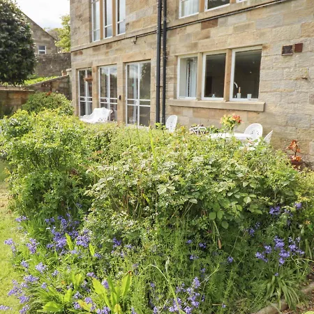 The Garden Apartment-3
