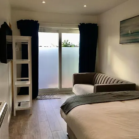 Harbour Top Studio - With Parking-2