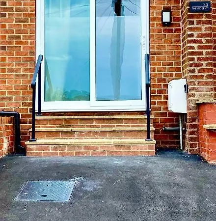Harbour Top Studio - With Parking-3