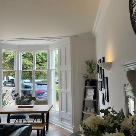 Whitehall, Thomas Turnbull Flat 3 Beautiful Apartment In Georgian House-3