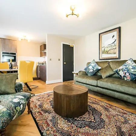 Serenity Suites - Luxury Apartments By Maison Parfaite - Whitby-2