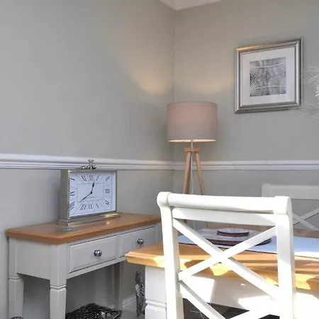 No9 By The Park, Whitby-3