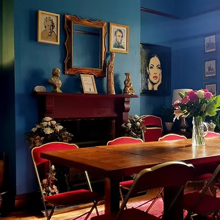 Charming Victorian House-2