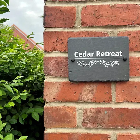 Cedar Retreat Whitby-3