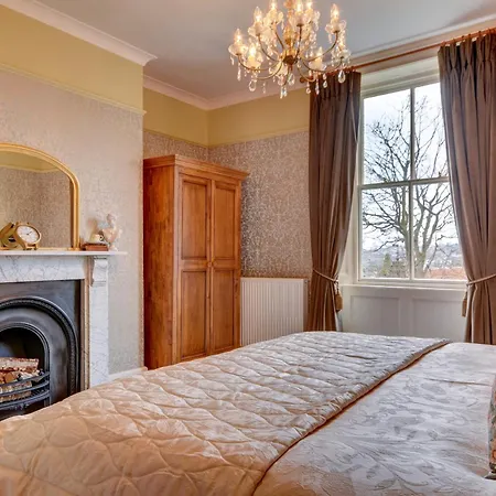 Highgate House-3