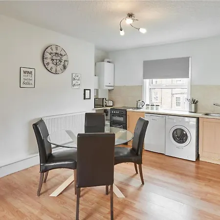 Apartment 3 Glencoe Holiday Apartments Whitby-2