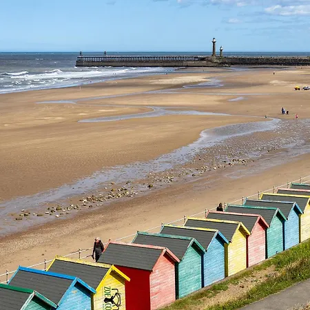 East Cliff View, Heart Of Whitby-3
