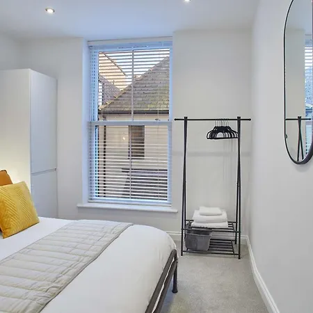 Host & Stay - Apartment One, Hudsons Yard House-3