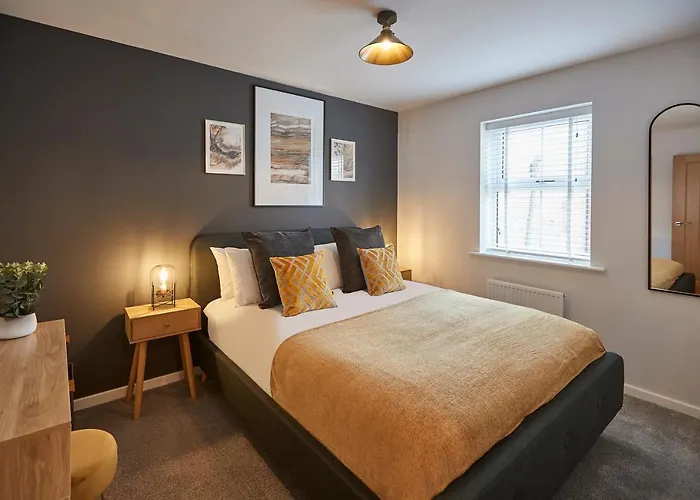 Host & Stay - Shipwrights Whitby