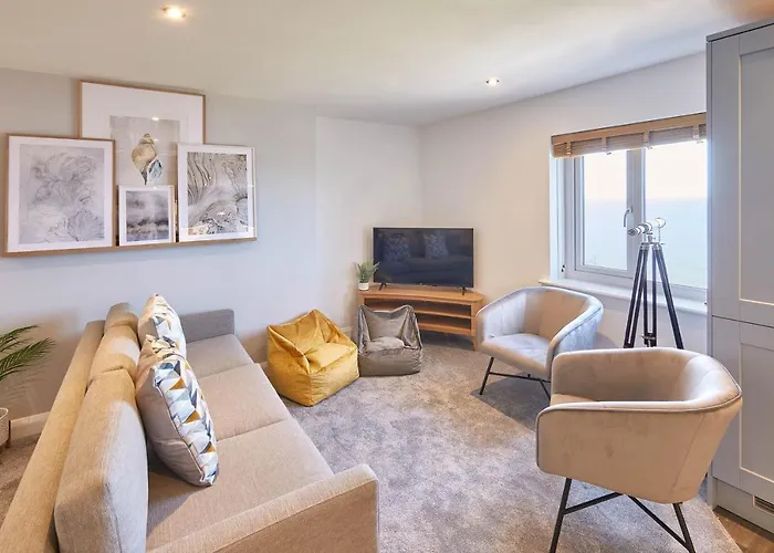 Host & Stay - Sea Watcher Whitby