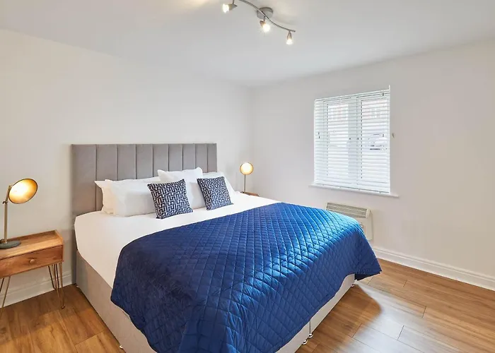 Host & Stay - Freshwater View Whitby