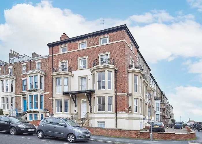 Host & Stay - Abbey Heights Whitby