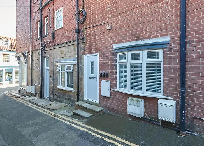 Host & Stay - Routh Walk Whitby