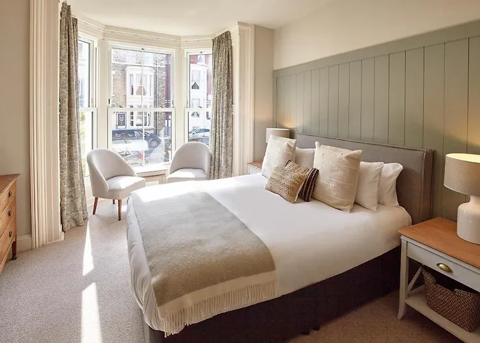 Host & Stay - The Salt Nook Whitby