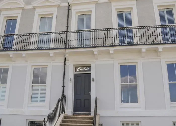 Foxton Penthouse Apartment Whitby