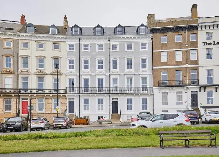 Host & Stay - The Connell Whitby