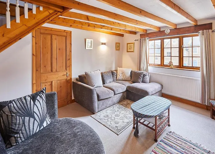 Host & Stay - Oldcorn Cottage Whitby