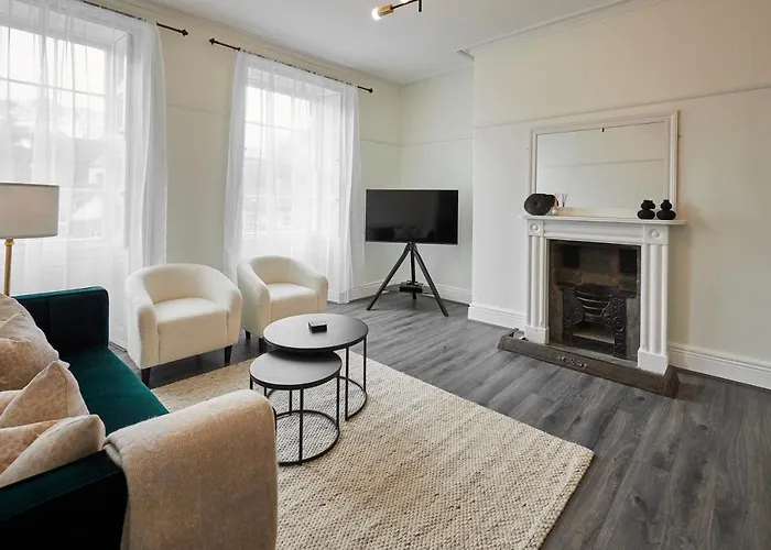 Host & Stay - Scoresby Place Whitby