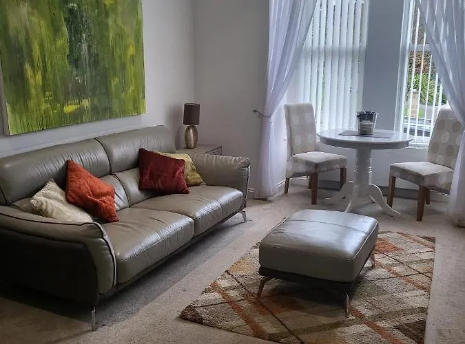 Firn By The Park Apartment Whitby