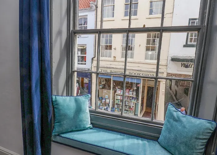 Book House Apartment Whitby