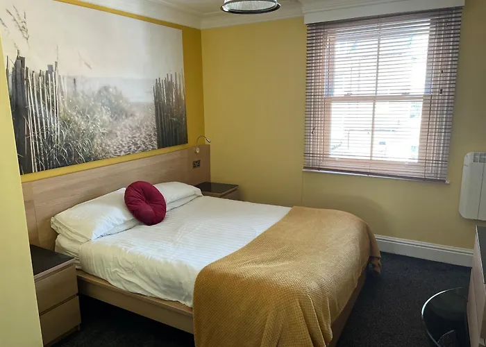 Chiltern Holiday Apartments Whitby