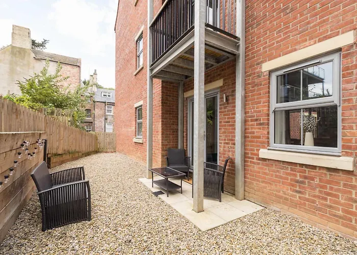 Host & Stay - Shipwright Lodge Whitby
