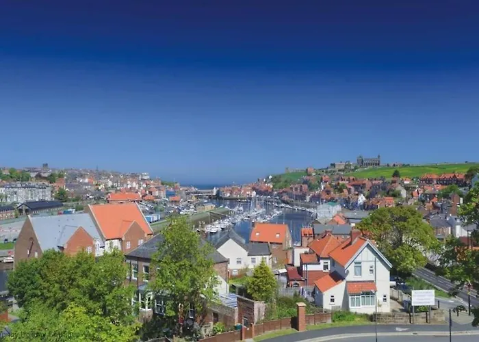 Exceptional Two-Bedroom Accommodation In Central Whitby With Parking And Stunning Views